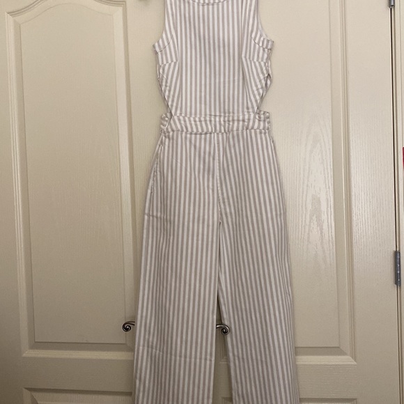 RACHEL Rachel Roy Striped Side-Cutout Jumpsuit. Size 0 - Picture 7 of 7